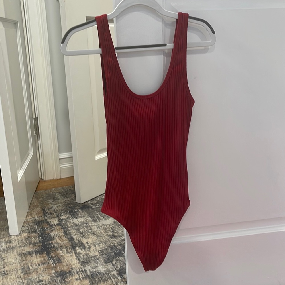 Aritzia red body suit